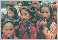 Village girls on the Langtang trail.