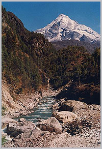 Dudh Kosi Valley with Kumbila peak. 
